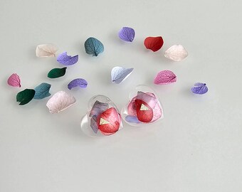 Handmade RealFlower Earrings, heart Shape, 925 silver stud, Blue  Hydrangea  flowers, Present