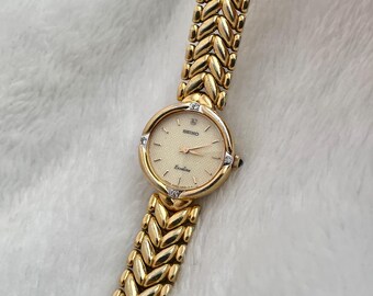 Vintage 90's Seiko Exceline Diamond Sculpted Pattern Gold Tone