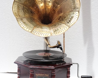 手作りのアンティークスタイルの蓄音機：シェラックレコードプレーヤー