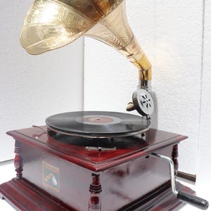 Home Decor - Collectible Vinyl Turntable Vintage Gramophone with Horn - Classic Phonograph Record Player -Antique Music Player