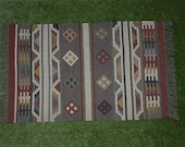 Traditional Jute rugs differ from the modern style of making hand woven rugs Wool Jute Indian Rugs 120x180 cm Bed Side Decorative 4x6-73