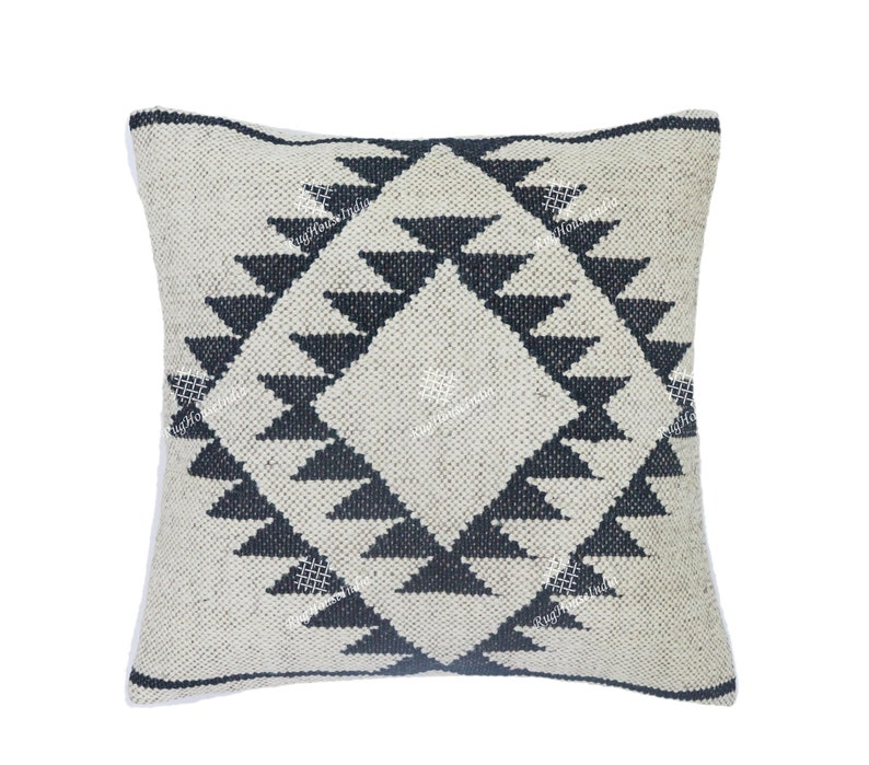 4 Set Jute Vintage Kilim Cushion Covershome Decor Etsy