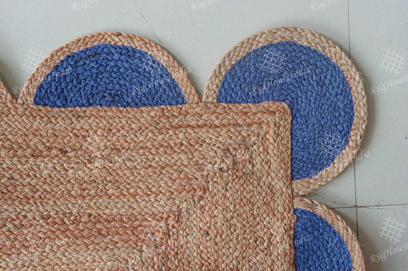 Hand Braided Rectangle Scalloped Jute Rug Beige With Blue Scallop