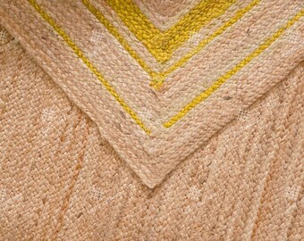 手編みの天然ジュートラグ：室内装飾用の黄色の縁取りのトルコ産ジュートカーペット