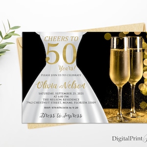 Puede incluir: Una tarjeta de invitación para el 50 cumpleaños con fondo negro y detalles dorados. El diseño presenta una silueta de vestido blanco, el texto "Cheers to 50 Years!" y los detalles del evento. Dos copas de champán a la derecha.