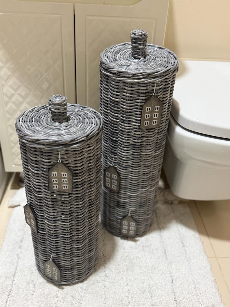 Lidded Wicker Toilet Paper Basket: Bathroom Storage image 20