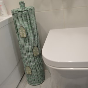 Lidded Wicker Toilet Paper Basket: Bathroom Storage image 9