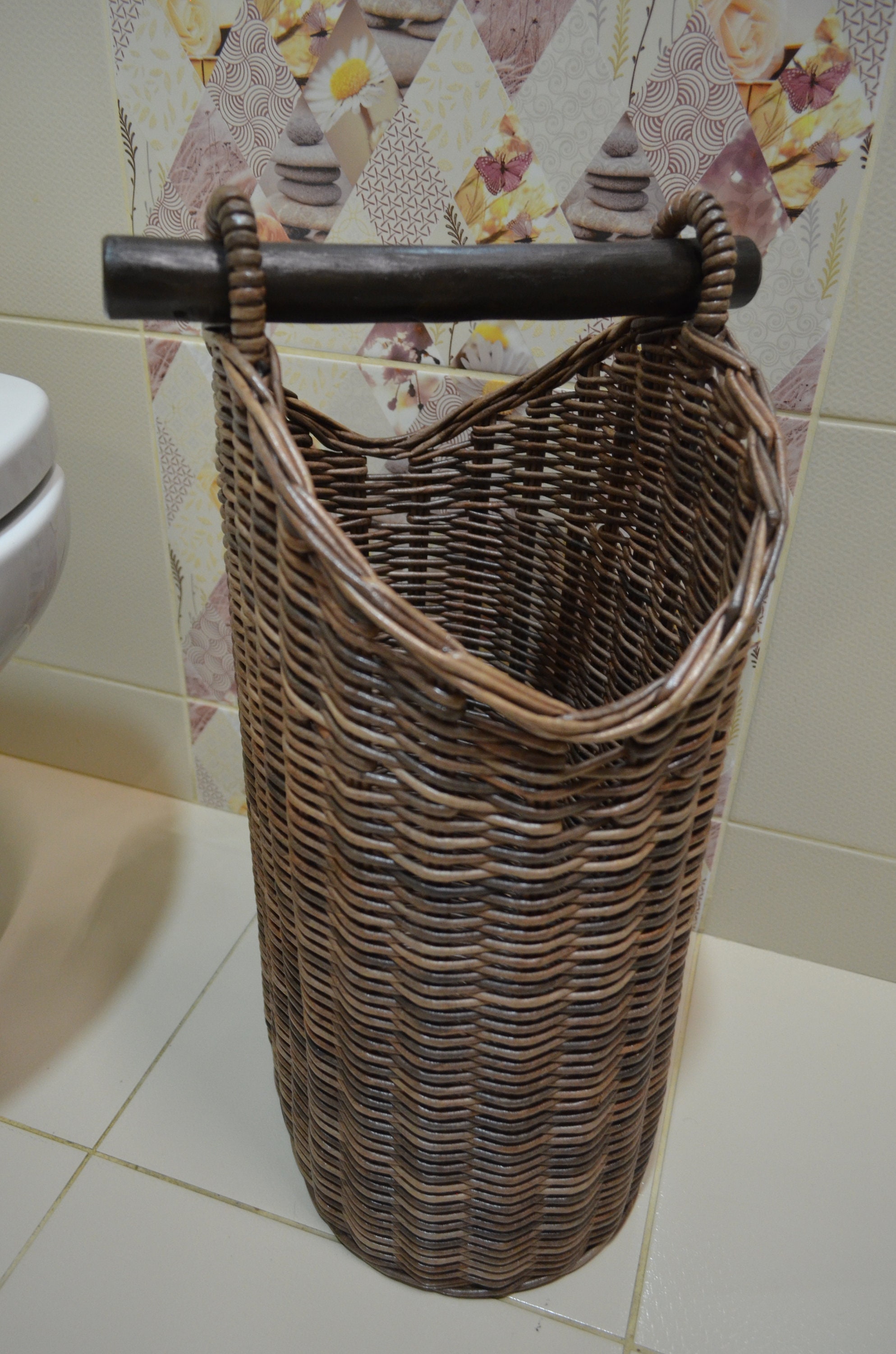Labcosi Bathroom Baskets for Organizing, Toilet Paper Basket Organizer,  Handwoven Seagrass Wicker Storage Baskets with Faux Leather Handles for