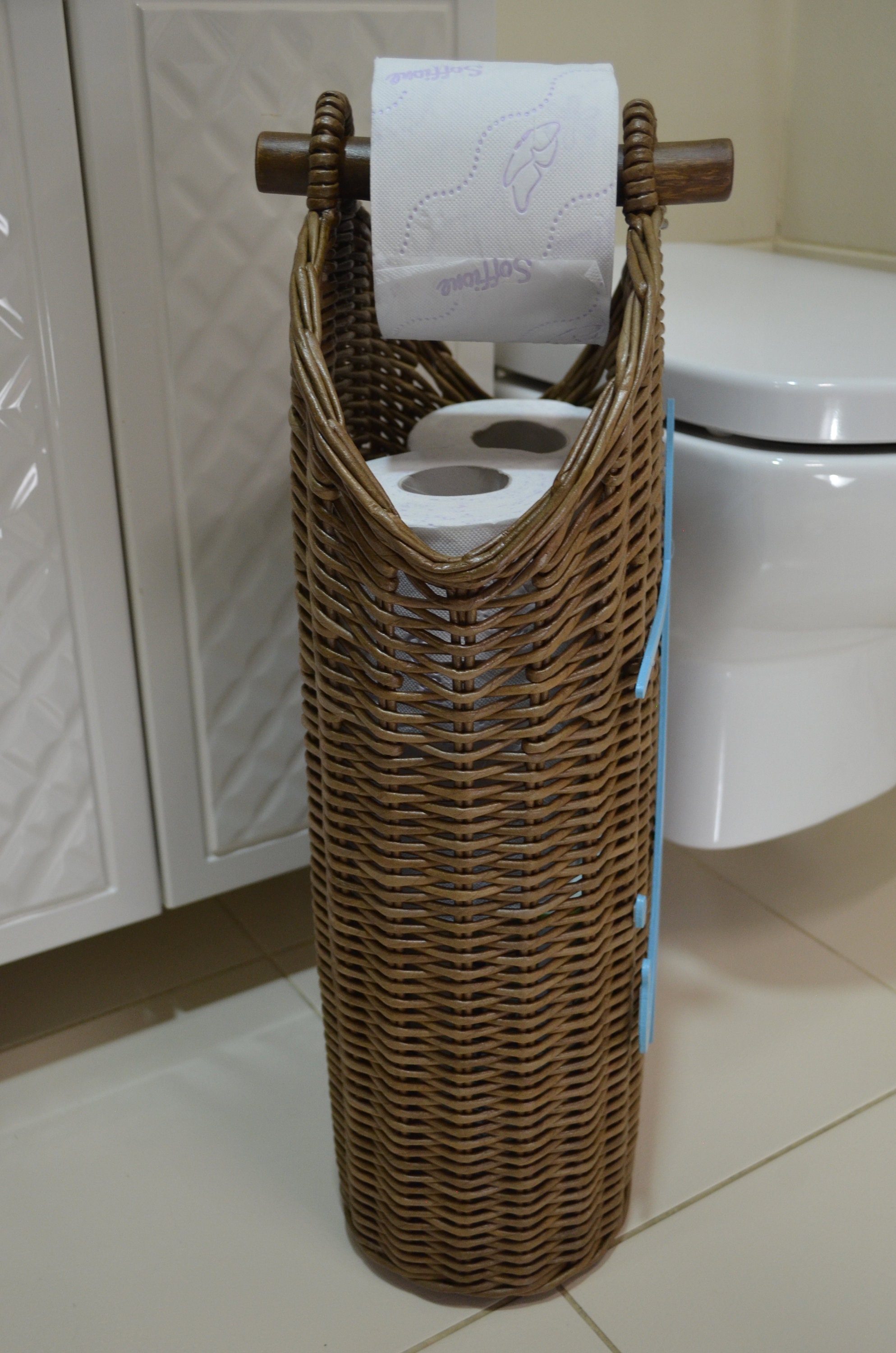 Rattan Cylinder Toilet Roll Holder Bathroom Storage Rattan Basket 