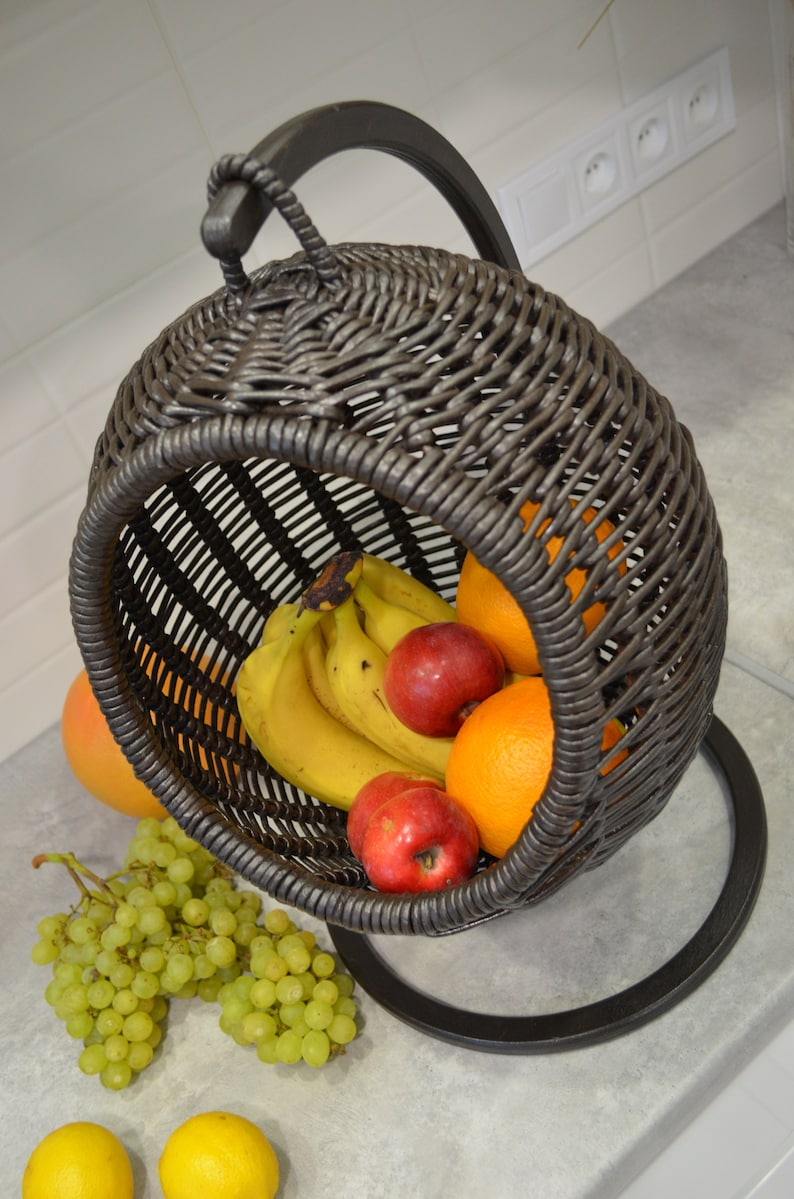 Wicker fruit basket hanging Fruit basket for kitchen Fruit storage basket Fruit holder Hanging basket for storing fruits and vegetables 画像 5