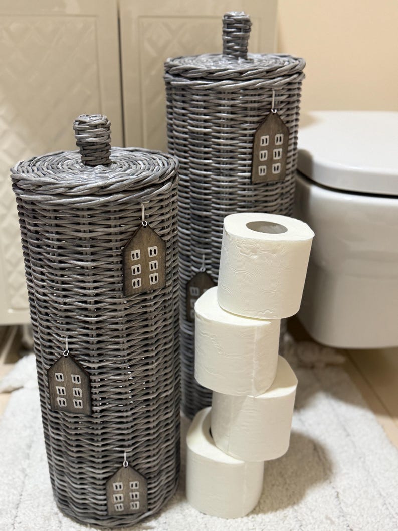 Lidded Wicker Toilet Paper Basket: Bathroom Storage image 18