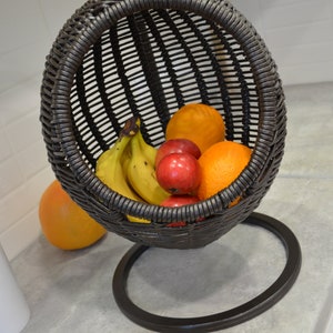 Wicker fruit basket hanging Fruit basket for kitchen Fruit storage basket Fruit holder Hanging basket for storing fruits and vegetables 画像 4