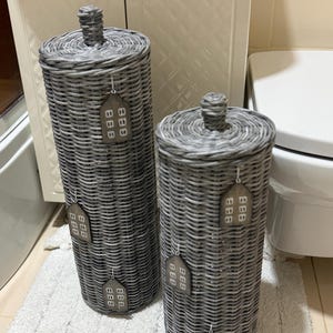 Lidded Wicker Toilet Paper Basket: Bathroom Storage image 15