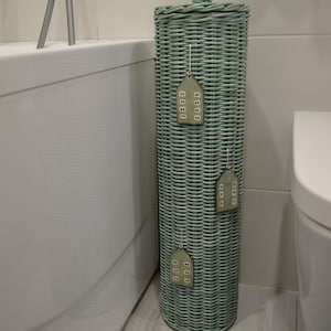 Lidded Wicker Toilet Paper Basket: Bathroom Storage image 10