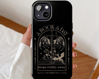 Funda para teléfono con diseño de dragón "Un libro al día", funda para iPhone con cita literaria, funda para Samsung Galaxy con club de lectura, artículos de fantasía para Google Pixel, regalo para amantes de la lectura, espada.