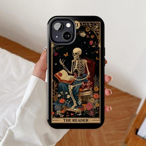 Die Leserin Tarot Karte Handyhülle, Goth Skeleton iPhone Hülle, Ästhetische Halloween Samsung Galaxy, Gruselige Saison, Schädel gothic google pixel
