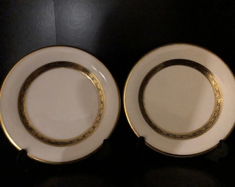 2 Royal Doulton Harlow side, bread and butter plates 6.5 ins