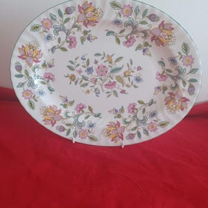 Minton Haddon Hall Ovale Servierplatte: Floral Truthahn Servierplatte (27,5 x 33,5 cm)