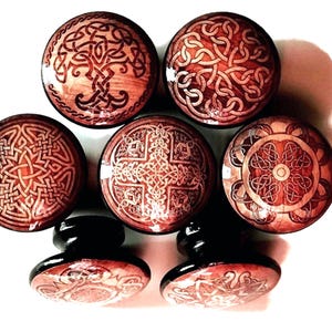 Celtic Knot Cabinet Knobs, Irish Knots Drawer Pulls for Kitchen & Dresser, Customizable Sets