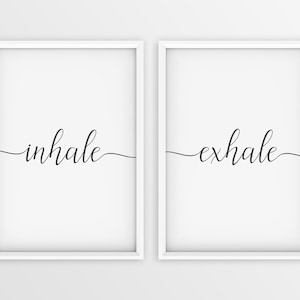 Inhaliere | Ausatmen, Waschraum lustiger Druck, Badezimmer Wandkunst, 2er-Set gerahmte Kunst, 2er-Set Wandkunst, minimalistische Wandkunst, Digitaldruck