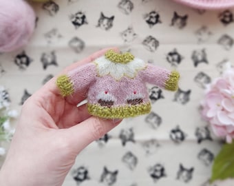 Cupcake Cardigan for Maileg Mouse – Pink and Blue Sweater with Sweet Embroidery for Big Sister and Little Brother, Teddy Baby, Tiny Dolls