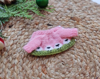 Sheep sweater for maileg mouse on Easter, Baa blee knitwear for miniature felt mouse toy, Miniature clothes for tiny bjd doll on Christmas