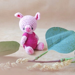 Mini piglet animal for Blythe doll, Artist pet friend for pig lover gift, Pocket miniature pink stuffed toy for piglet mom on Easter