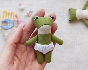 Mini ranita bebé de la familia Frogpond Frog de BannAnnaBears, pequeño juguete de peluche de rana, amigo sapo suave de bolsillo para muñecos ratón.