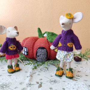 Suéter negro de calabaza para la hermanita maileg mouse, ropa de Halloween para el hermano mayor ratones, atuendo para la pequeña casa de muñecas juguete maus kleidung imagen 4