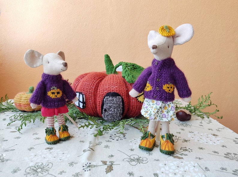 Suéter negro de calabaza para la hermanita maileg mouse, ropa de Halloween para el hermano mayor ratones, atuendo para la pequeña casa de muñecas juguete maus kleidung imagen 4