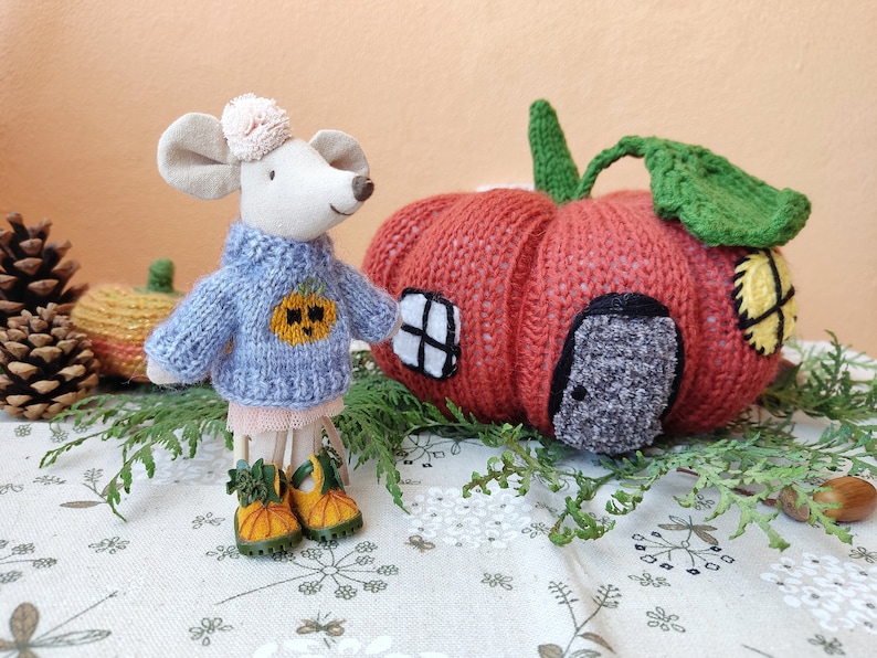 Suéter negro de calabaza para la hermanita maileg mouse, ropa de Halloween para el hermano mayor ratones, atuendo para la pequeña casa de muñecas juguete maus kleidung imagen 9
