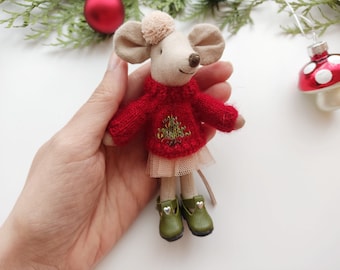 Red Christmas sweater for Maileg mouse Little Sister, Cardigan for Mom and Dad, Grandparents Maileg Mice, Miniature clothes for Big Brother