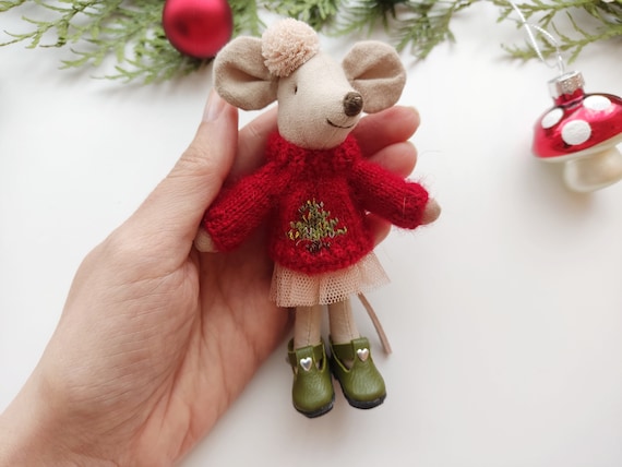 Red Christmas sweater for Maileg mouse Little Sister, Cardigan for Mom and Dad, Grandparents Maileg Mice, Miniature clothes for Big Brother
