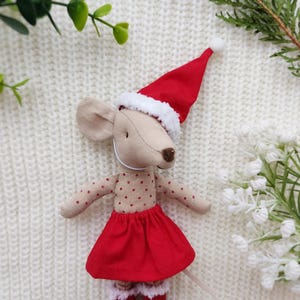 Christmas hat and skirt for Maileg mouse toy: Big sister or Mom mice clothes / MANY PRINTS / Santa Claus Hat for tiny doll, Maus kleidung