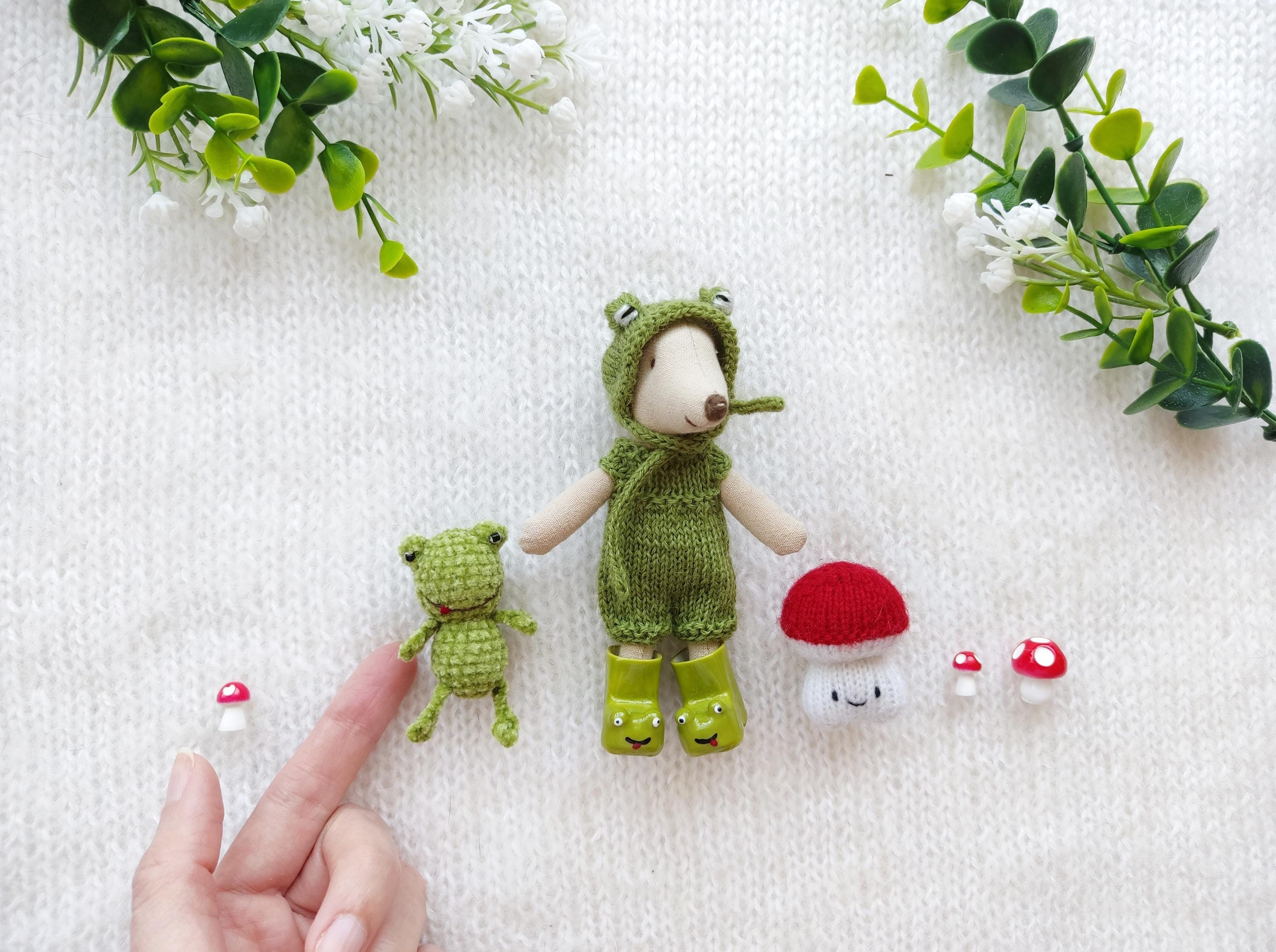 Mini Toad Pet Tiny Frog the Pet Friend for Maileg Mouse Dollhouse Miniatures ...