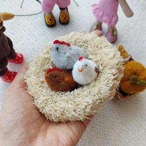 Chicks for dollhouse miniatures / Tiny stuffed pullets for Maileg family, White chicken as Easter gift, Farmer birds the friend pet for doll