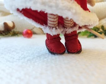 Santa boots for Maileg mouse Big or Little Sister on Christmas / Red festive suede boots for Mum Mice, holiday-themed fur-lined boots