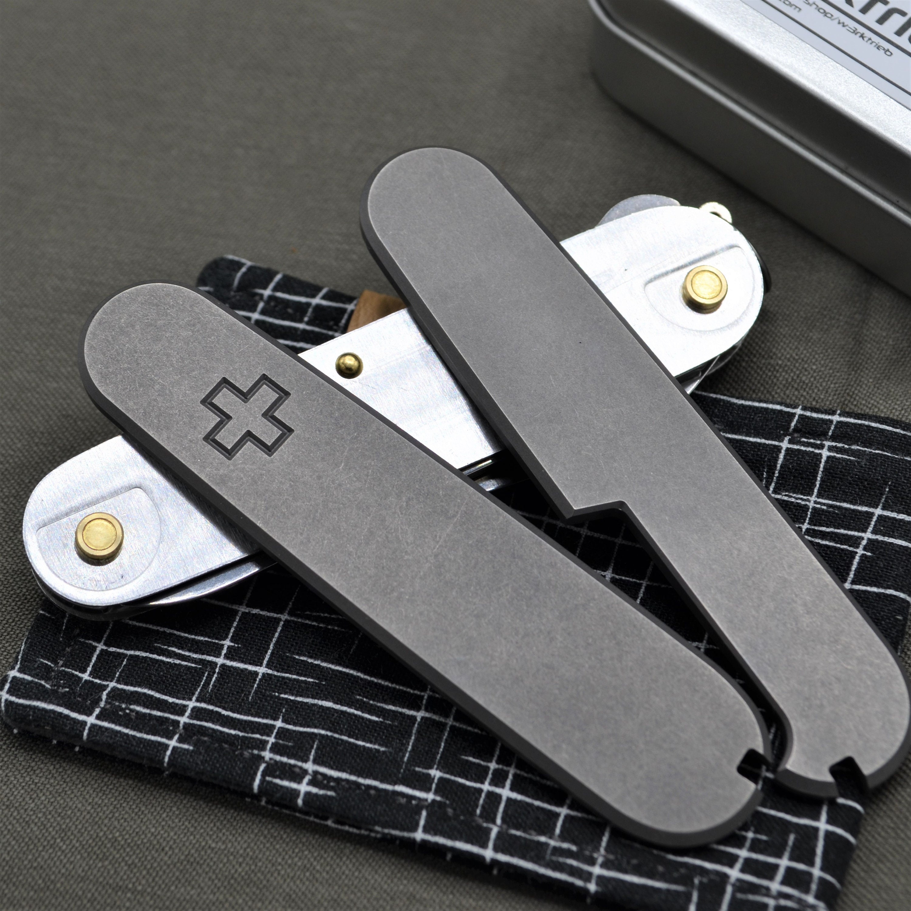 Enderezar difícil Socialismo Hand Made Titanium Alloy Diy Handle Scales For 65 Mm Victorinox Swiss Army  Nail Clip 580 Knife(scales Only, Knife Not Included) Knife AliExpress |  ado-toybox.jp