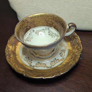 Demitasse Hertel-Jacob Rehau Teacup Saucer Bavaria Porcelain Gold Trim German U.S. Zone