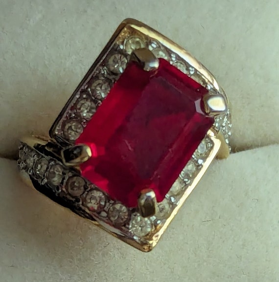 Synthetic Ruby and CZ Statement Ring Vintage Mint… - image 5