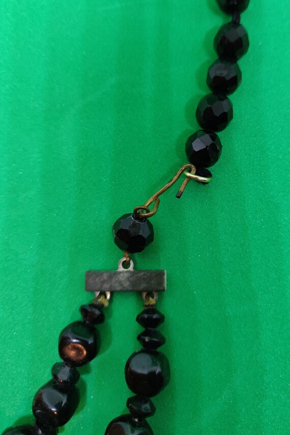 Vintage Black Plastic Beaded Necklace with Plasti… - image 4