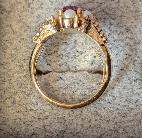 Lab Ruby and Faux Pearl Statement Vintage Stateme… - image 4