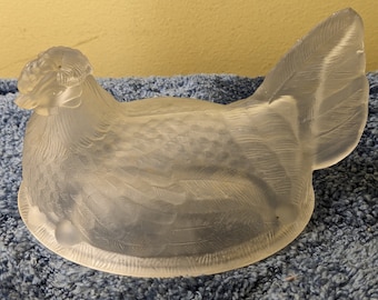 Vintage Frosted Glass Hen on Nest Dish Lid (6.5 x 5 inches)