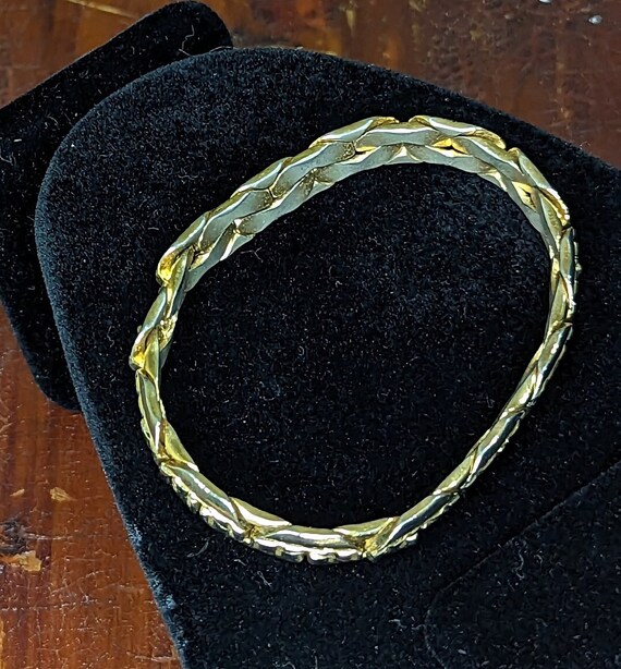 Vintage Rare Linked Gold Toned bracelet from the … - image 4