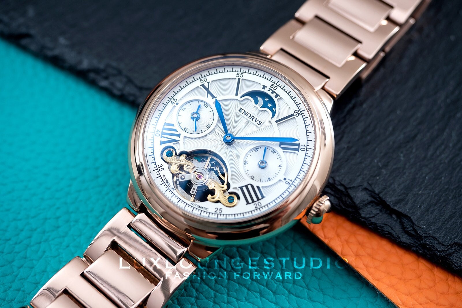 Dual time hotsell zone automatic watch