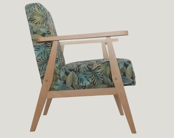 Fauteuil en feuilles tropicales avec un corps en hêtre