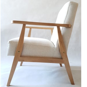 Nouveau fauteuil en chêne avec revêtement en fibre naturelle crème lin 65% coton 35 inspiré du style Mit-Century Modern. image 2