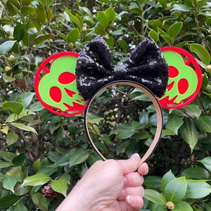 Evil Queen park Mouse Ears, 3D Evil Queen Mouse Ears, Evil Queen Villain Ears, Evil Queen Inspired mouse ears, Evil Queen park mouse ears