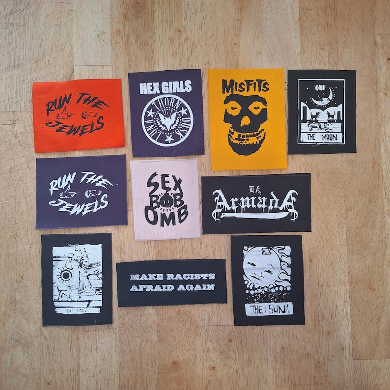 Fehldrucke und vermasselte DIY Punk Patches Bild 3