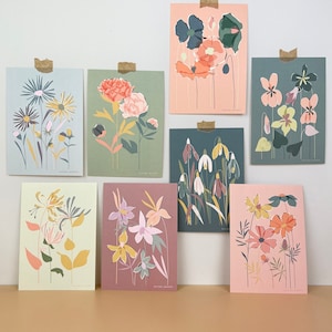 Set of 8 A6 Pastel Floral Blank Postcards with or without envelopes | Contemporary Botanical Illustration Notecard Writing Set